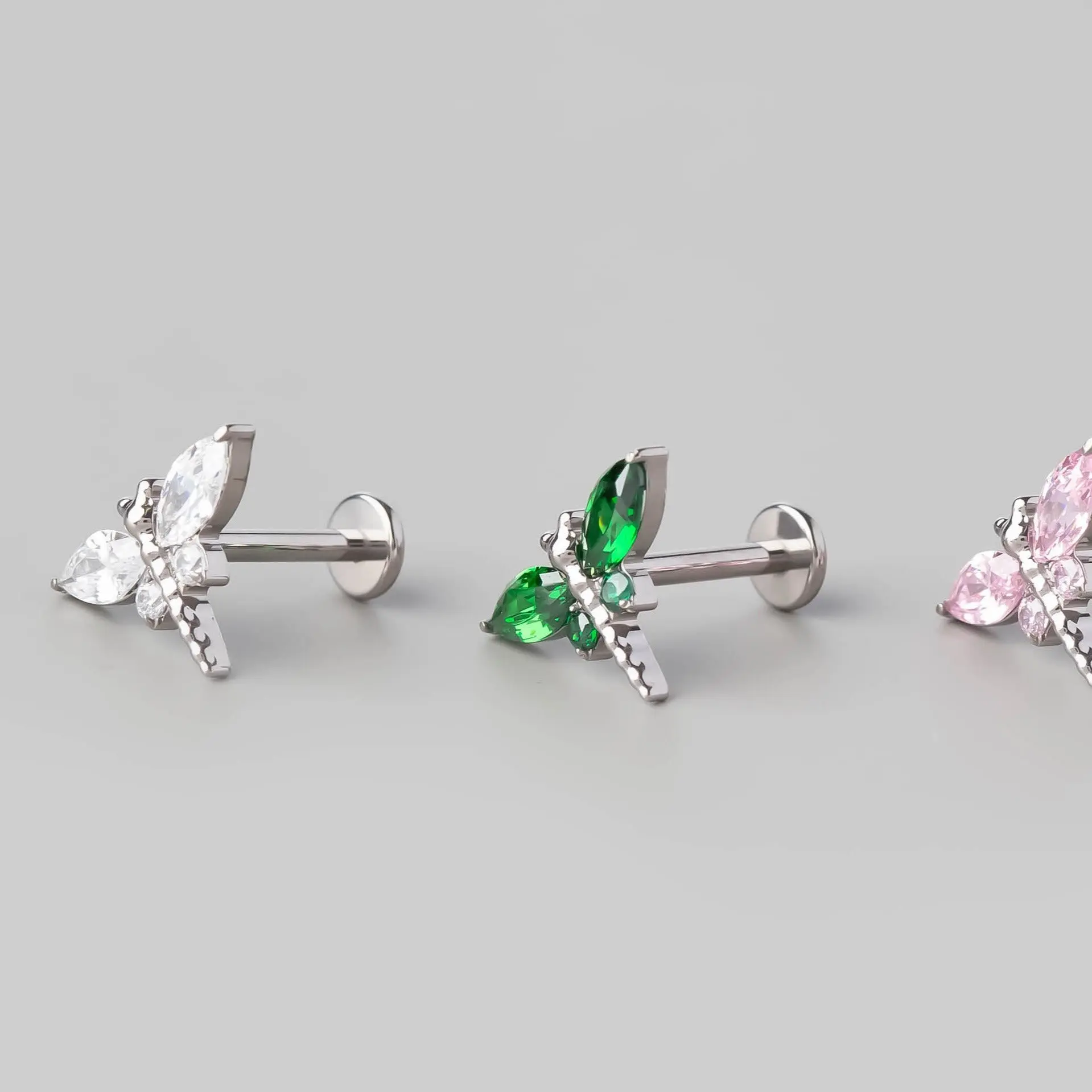 Dragonfly Labret in Clear - Titanium - Image 4