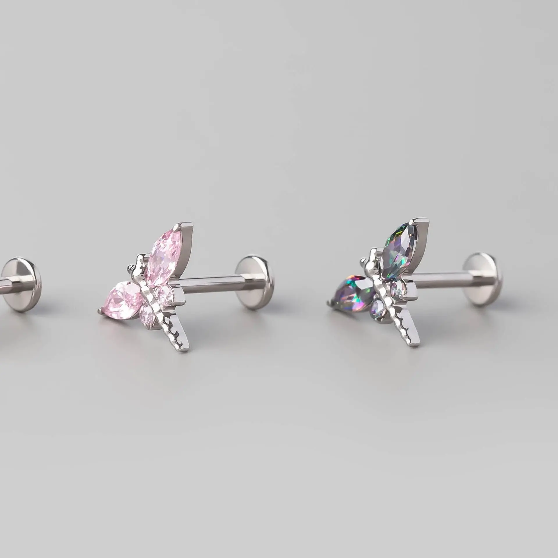 Dragonfly Labret in Pink - Titanium - Image 4