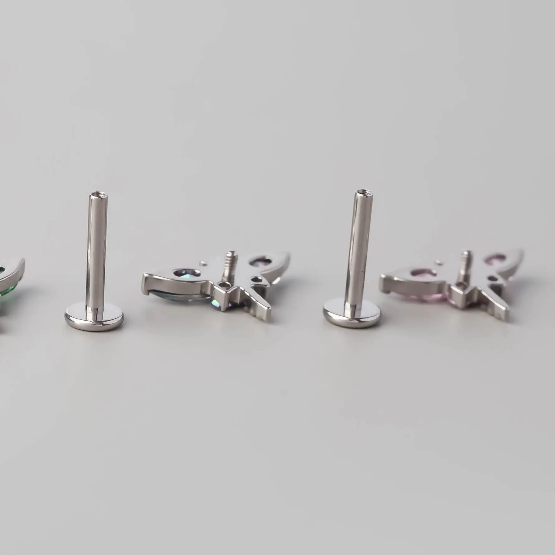 Dragonfly Labret in Pink - Titanium - Image 5