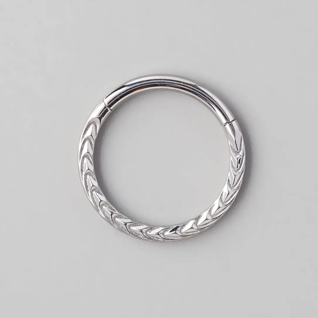 Hinged Segment Ring Front Face Arrow Cut in Silver - Titanium